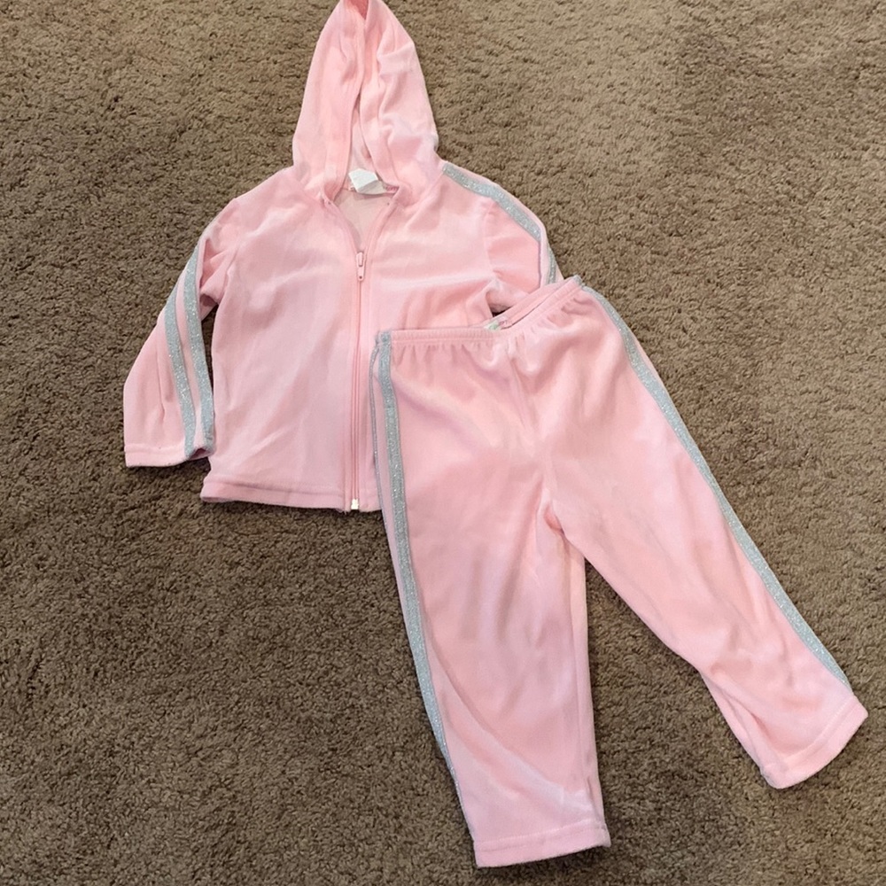 Girl’s pants set